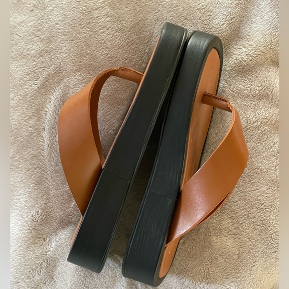 Alohas Overcast Sandals in Tan/Black - Picture 6 of 7